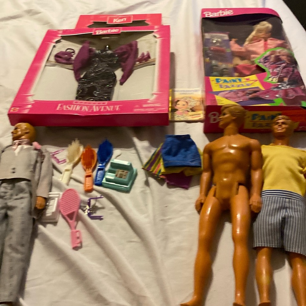 Vintage barbies